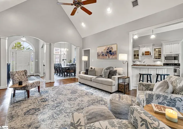 Photo 3 of Single family home for sale at 239 Horseshoe Dr, Spartanburg, SC 29306 | MLS# 1587757 | Listing updated on 2026-08-20
