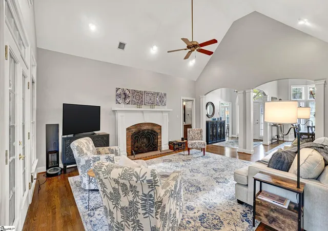 Photo 3 of Single family home for sale at 239 Horseshoe Dr, Spartanburg, SC 29306 | MLS# 1587757 | Listing updated on 2026-08-20