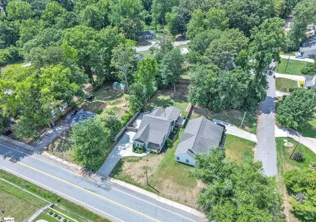 Homes for sale in Greenville, SC | 502 Prosperity Ave, Greenville, SC 29605 | MLS# 1597020