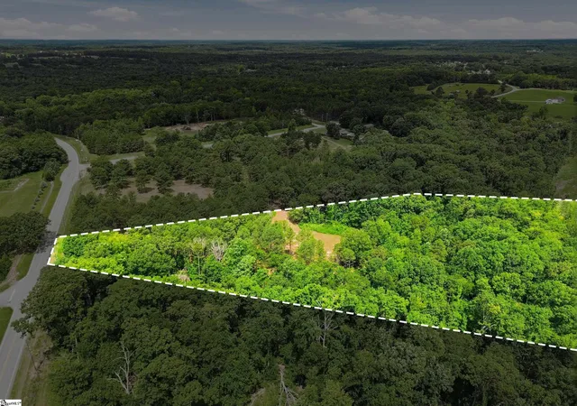 Photo 2 of Sale Pending at 10450 Hwy 76 W, Laurens, SC 29360 | MLS# 1598771 | Listing updated on 2026-09-09