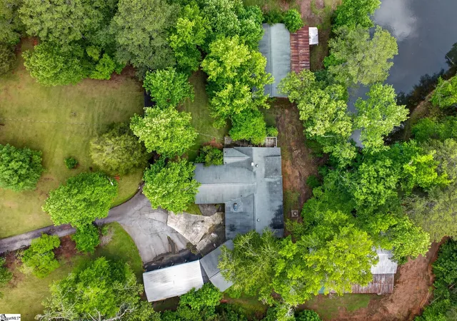 3rd image of 1310 Camp Creek Rd, Taylors, SC 29687 | MLS# 1593460