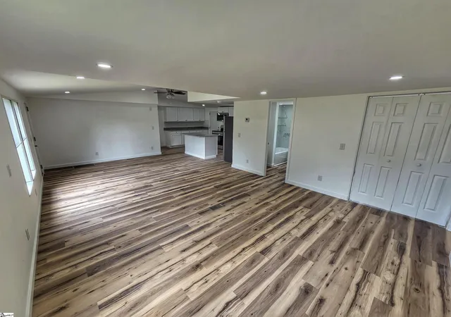 Photo 4 of Manufactured home for sale at 217 Angells Dr, Woodruff, SC 29388 | MLS# 1590464 | Listing updated on 2026-06-04