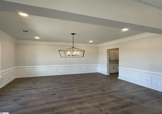 Photo 4 of Sale Pending at 401 Rustic Outland Dr, Simpsonville, SC 29681 | MLS# 1585582 | Listing updated on 2026-10-03