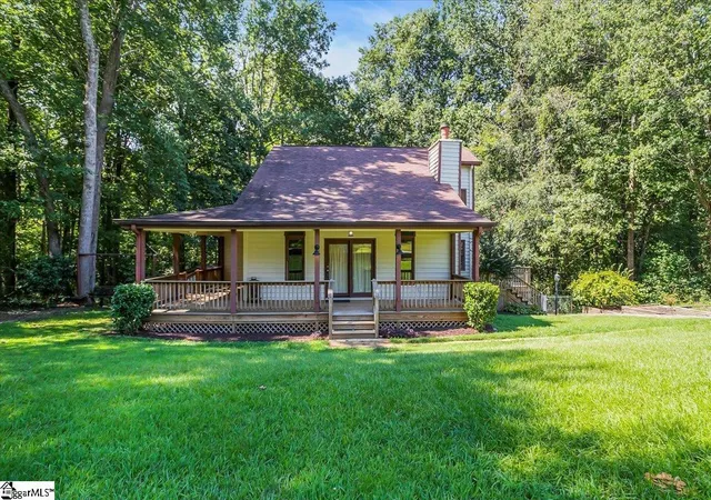 Homes for sale in Easley, SC | 403 Park West Cir, Easley, SC 29642 | MLS# 1568180
