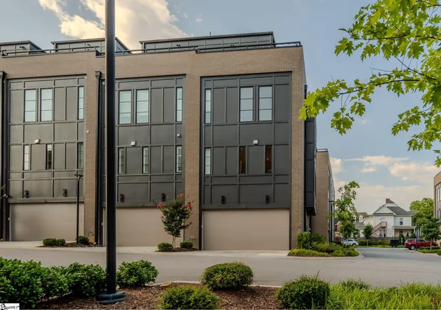 Photo 4 of Townhouse for sale at 112 Noma Terrace Way, Greenville, SC 29601 | MLS# 1562853 | Listing updated on 2026-03-02