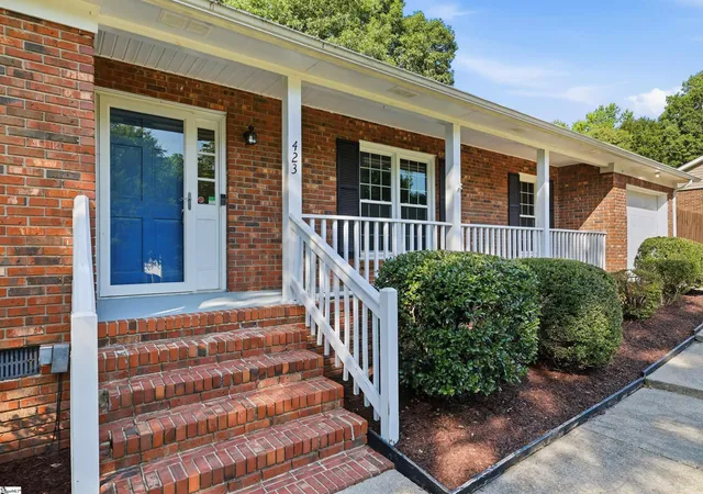 Homes for sale in Taylors, SC | 423 Indian Trl, Taylors, SC 29687 | MLS# 1596696