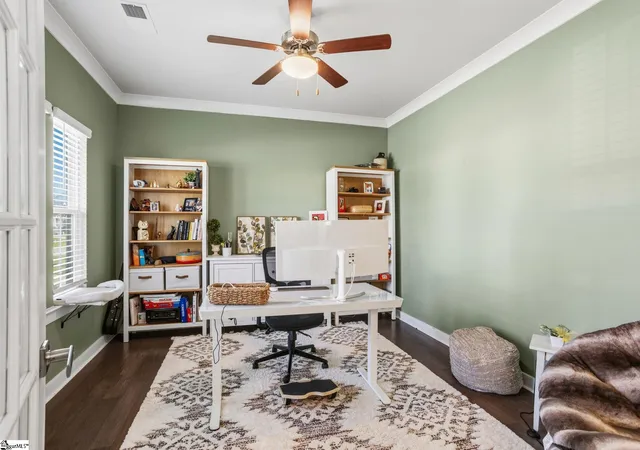 Photo 4 of Single family home for sale at 212 Edwin Ellis Dr, Greer, SC 29651 | MLS# 1602124 | Listing updated on 2026-08-27