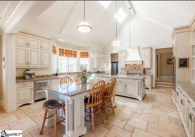 Photo 3 of Single family home for sale at 2921 N Pacolet Rd, Landrum, SC 29356 | MLS# 1556225 | Listing updated on 2026-09-27