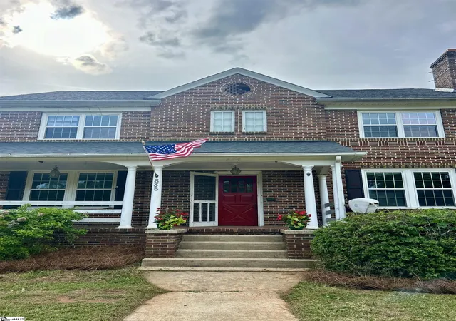 3rd image of 838 S Harper St, Laurens, SC 29360 | MLS# 1585425