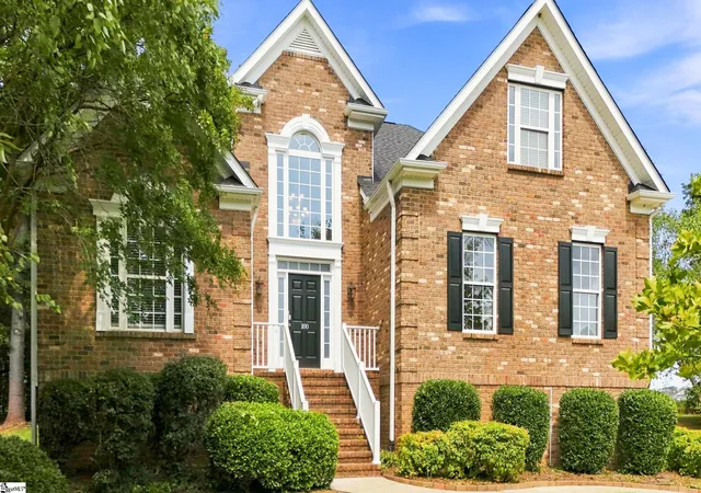 Photo 1 of Single family home for sale at 100 Yorkswell Ln, Greenville, SC 29607 | MLS# 1602350 | Listing updated on 2026-09-18