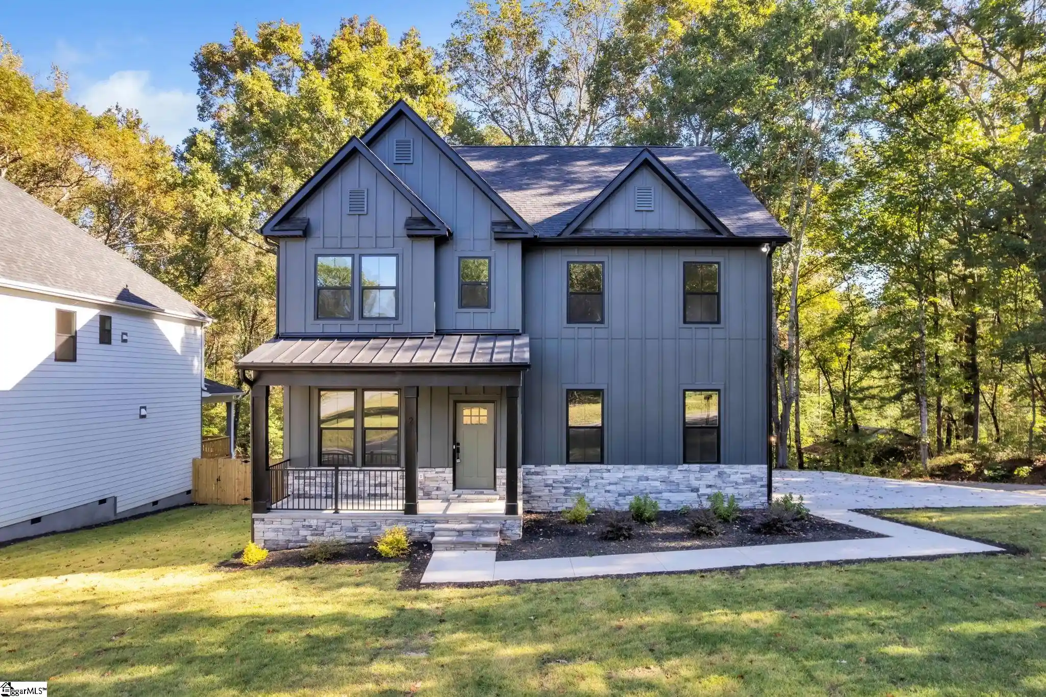 Photo 1 of Single family home for sale at 2 Henderson Dr, Travelers Rest, SC 29690 | MLS# 1605002 | Listing updated on 2026-10-24