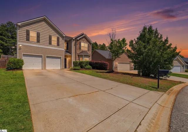 Photo 2 of Single family home for sale at 144 Shakleton Dr, Anderson, SC 29625 | MLS# 1596869 | Listing updated on 2026-09-13