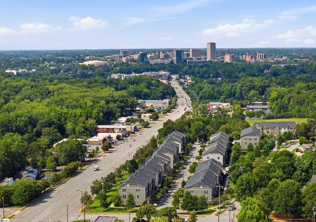 Photo 33 of Townhouse for sale at 33 Itasca Dr, Greenville, SC 29609 | MLS# 1602162 | Listing updated on 2026-09-09