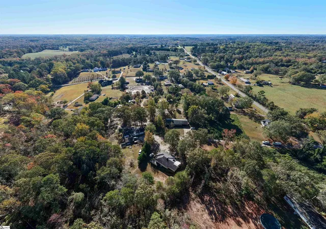 14th image of 1261 Brockman Mcclimon Rd, Greer, SC 29651 | MLS# 1574431