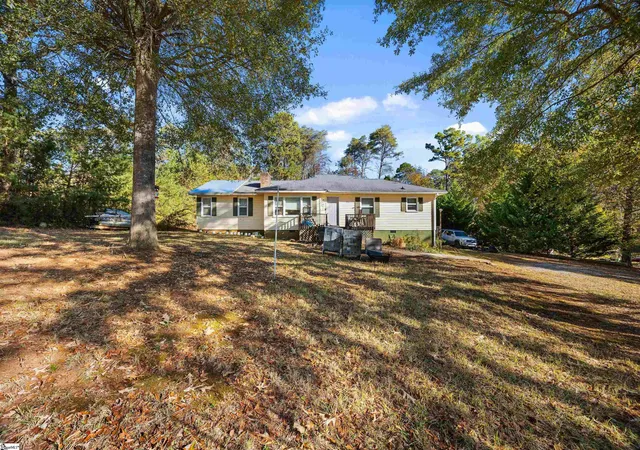 2nd image of 1261 Brockman Mcclimon Rd, Greer, SC 29651 | MLS# 1574431