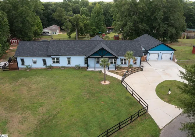 Homes for sale in Simpsonville, SC | 108 Angie Ln, Simpsonville, SC 29681 | MLS# 1597297