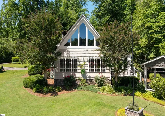 Photo 1 of Single family home for sale at 339 Jumping Branch Rd, Tamassee, SC 29686 | MLS# 1594476 | Listing updated on 2026-08-17