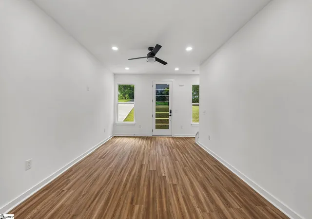 Photo 4 of Single family home for sale at 202 Pine St, Easley, SC 29640 | MLS# 1601175 | Listing updated on 2026-08-18