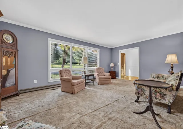 Photo 4 of Single family home for sale at 21 Terrian Dr, Greenville, SC 29605 | MLS# 1602366 | Listing updated on 2026-09-16