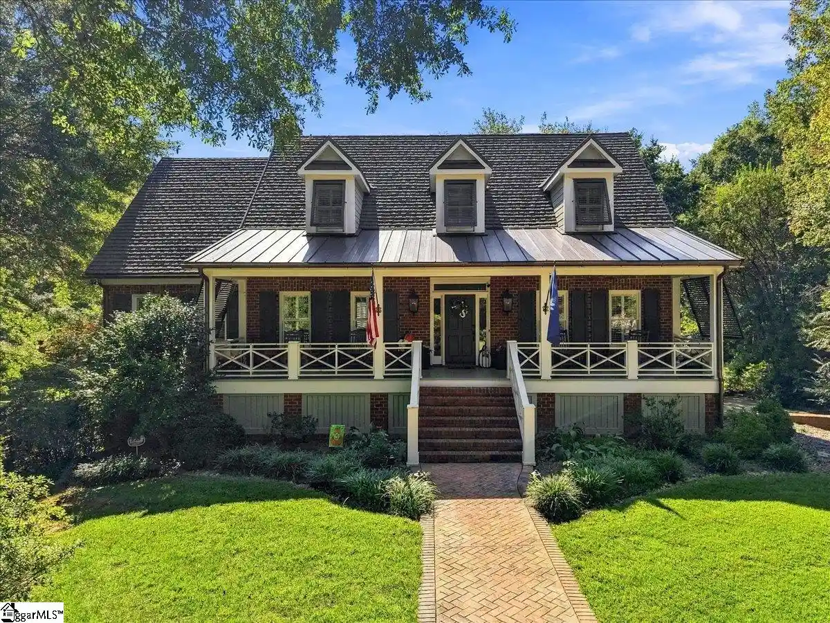 Photo 1 of Single family home for sale at 210 Kilgore Cir, Simpsonville, SC 29681 | MLS# 1606694 | Listing updated on 2026-10-16