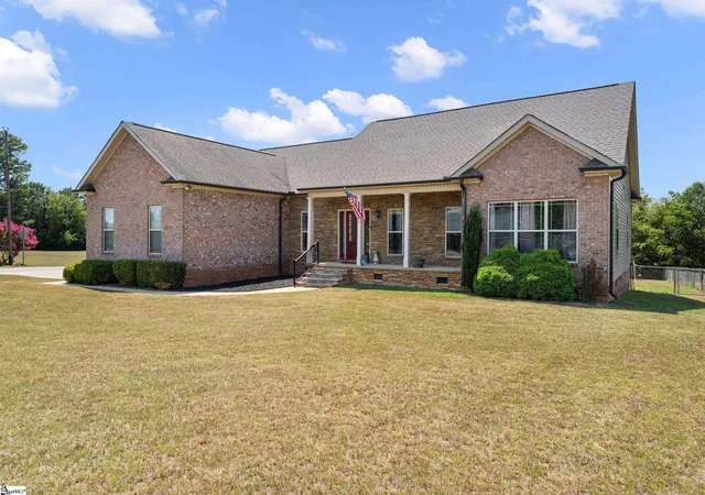 Homes for sale in Boiling Springs, SC | 4401 Parris Bridge Rd, Boiling Springs, SC 29316 | MLS# 1597302