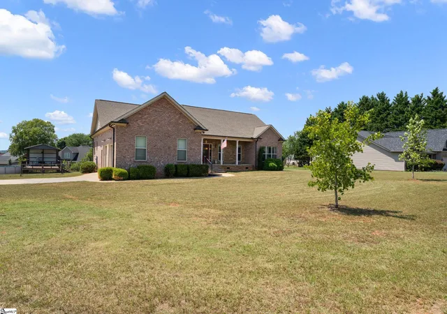 Homes for sale in Boiling Springs, SC | 4401 Parris Bridge Rd, Boiling Springs, SC 29316 | MLS# 1597302