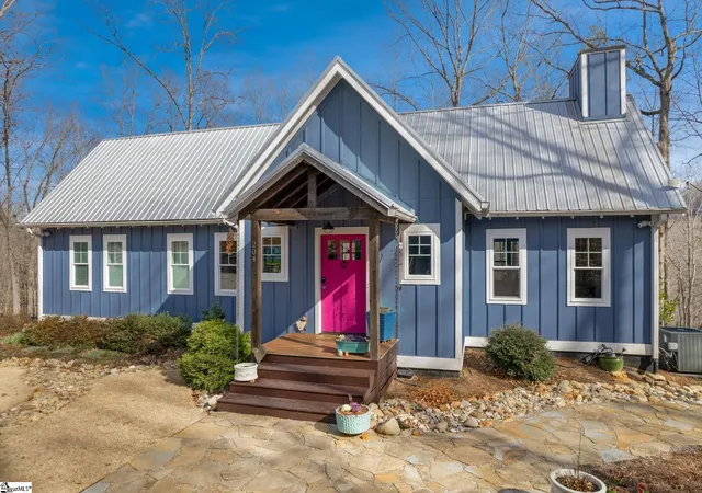 Photo 3 of Single family home for sale at 204 Serenity Dr, Pickens, SC 29671 | MLS# 1582556 | Listing updated on 2026-09-01