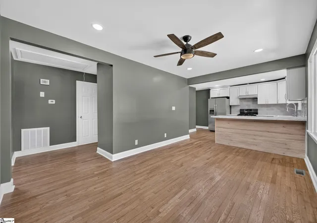 Photo 4 of Single family home for sale at 616 Carey St, Anderson, SC 29624 | MLS# 1597397 | Listing updated on 2026-09-10