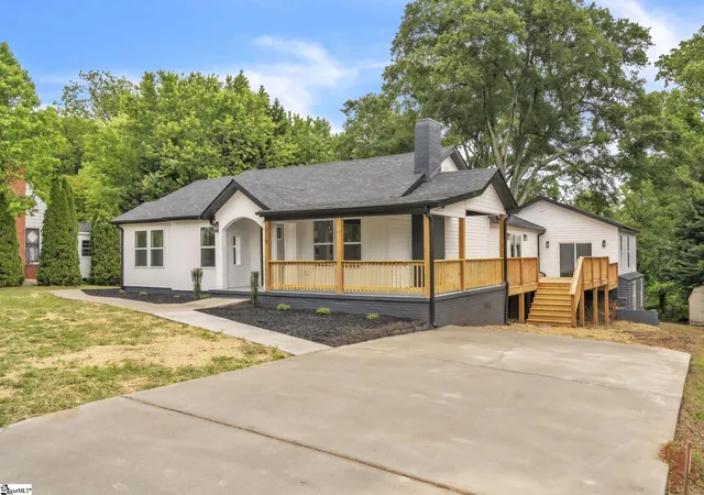 2nd image of 219 Beatrice St, Greenville, SC 29611 | MLS# 1589948