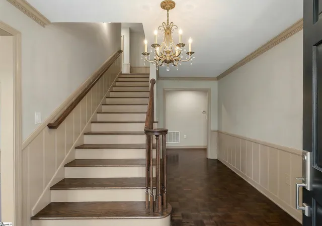 Photo 4 of Single family home for sale at 206 Honey Horn Dr, Simpsonville, SC 29681 | MLS# 1587804 | Listing updated on 2026-09-04