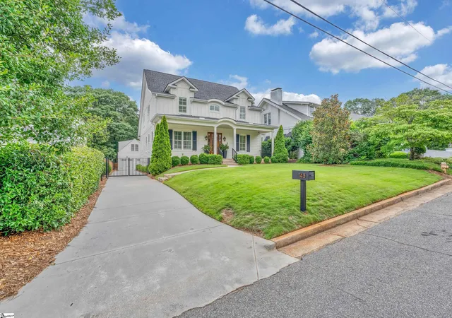 Photo 3 of Single family home for sale at 143 Augusta Ct, Greenville, SC 29605 | MLS# 1598626 | Listing updated on 2026-09-16