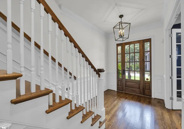 Photo 3 of Single family home for sale at 143 Augusta Ct, Greenville, SC 29605 | MLS# 1598626 | Listing updated on 2026-09-16