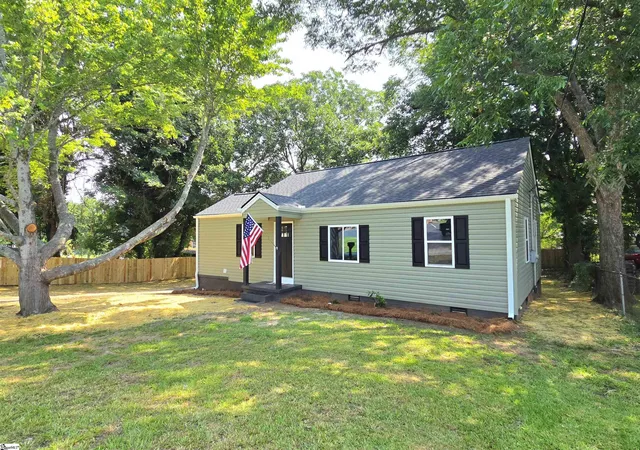 Photo 1 of Single family home for sale at 508 Tindal Rd, Greenville, SC 29617 | MLS# 1599180 | Listing updated on 2026-09-11