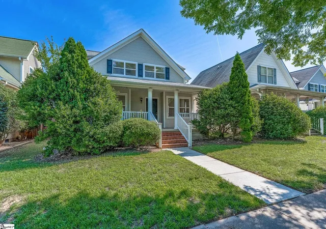 Photo 3 of Single family home for sale at 335 Woodlark St, Greenville, SC 29607 | MLS# 1598533 | Listing updated on 2026-07-28