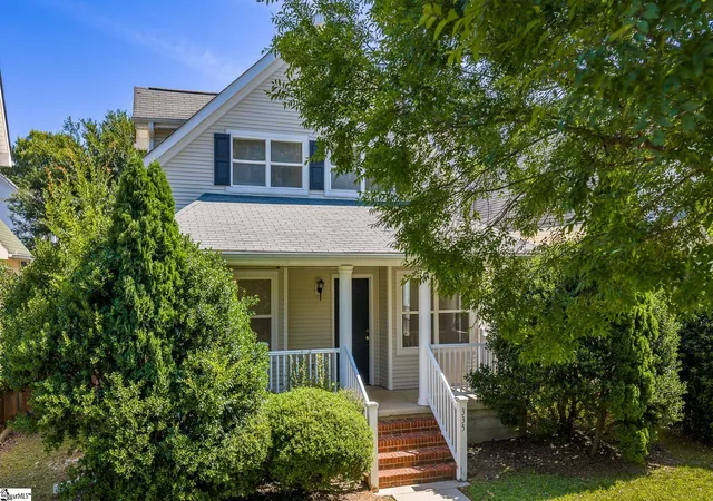 Photo 4 of Single family home for sale at 335 Woodlark St, Greenville, SC 29607 | MLS# 1598533 | Listing updated on 2026-07-28