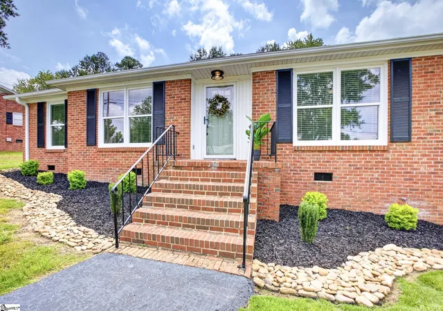 Photo 2 of Single family home for sale at 110 Churchill Ave, Greer, SC 29651 | MLS# 1602204 | Listing updated on 2026-09-10