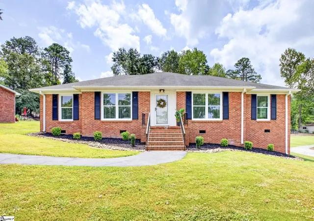 Photo 3 of Single family home for sale at 110 Churchill Ave, Greer, SC 29651 | MLS# 1602204 | Listing updated on 2026-09-10