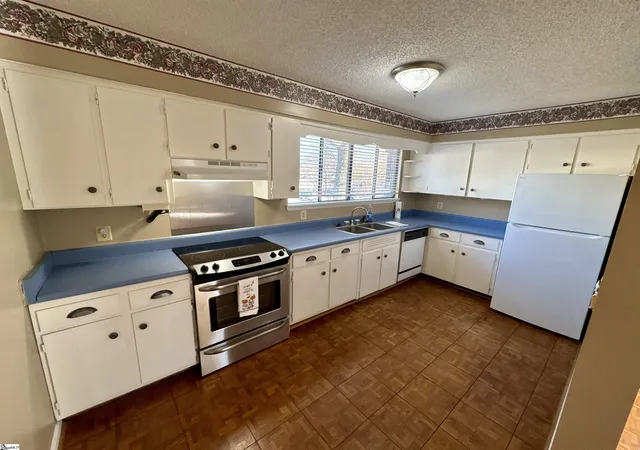2nd image of 17 Briargate Pl, Greenville, SC 29615 | MLS# 1582081