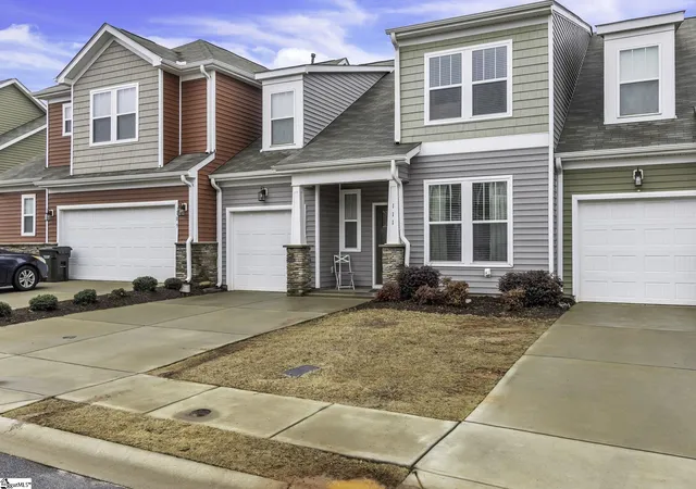 Photo 2 of Townhouse for sale at 111 Mayfair Station Wy, Greer, SC 29650 | MLS# 1598553 | Listing updated on 2026-09-18