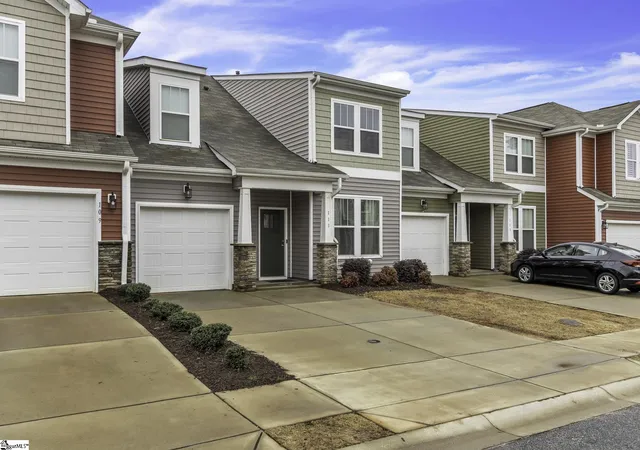 Photo 3 of Townhouse for sale at 111 Mayfair Station Wy, Greer, SC 29650 | MLS# 1598553 | Listing updated on 2026-09-18