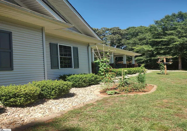 Homes for sale in Williamston, SC | 160 Sentell Rd, Williamston, SC 29697 | MLS# 1593708