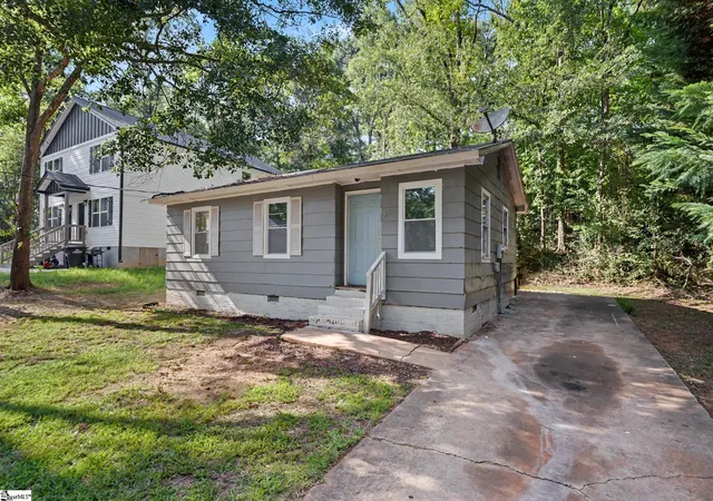 Photo 3 of Single family home for sale at 123 Brookmeade Dr, Anderson, SC 29624 | MLS# 1599932 | Listing updated on 2026-08-31