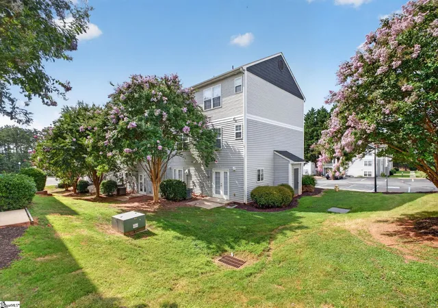 Homes for sale in Central, SC | 215E Campus Dr, Central, SC 29630 | MLS# 1597576