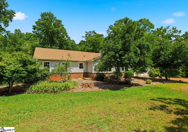 Photo 3 of Sale Pending at 3184 N Hwy 14, Greer, SC 29651 | MLS# 1600178 | Listing updated on 2026-08-28