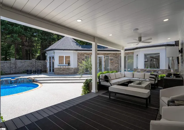 Photo 3 of Single family home for sale at 501 Terra Creek Ct, Greenville, SC 29615 | MLS# 1587935 | Listing updated on 2026-08-26