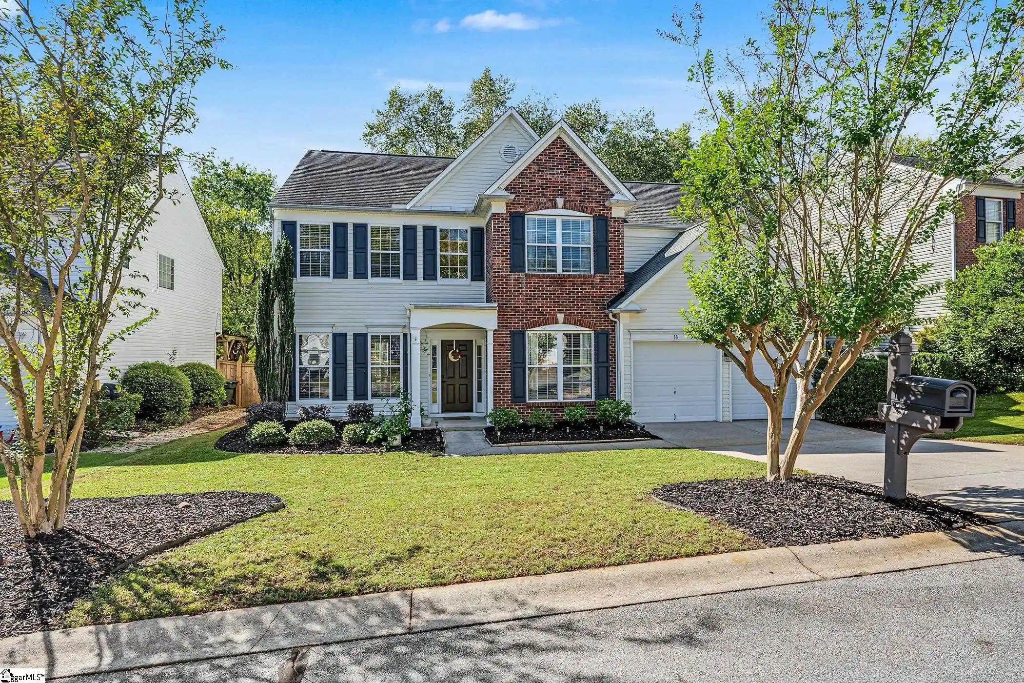 Photo 1 of Single family home for sale at 16 Breckenridge Ct, Greenville, SC 29615 | MLS# 1606749 | Listing updated on 2026-10-16
