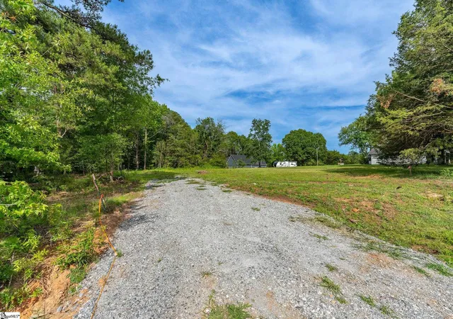 Homes for sale in Simpsonville, SC | 00 Fairground Rd, Simpsonville, SC 29680 | MLS# 1594482