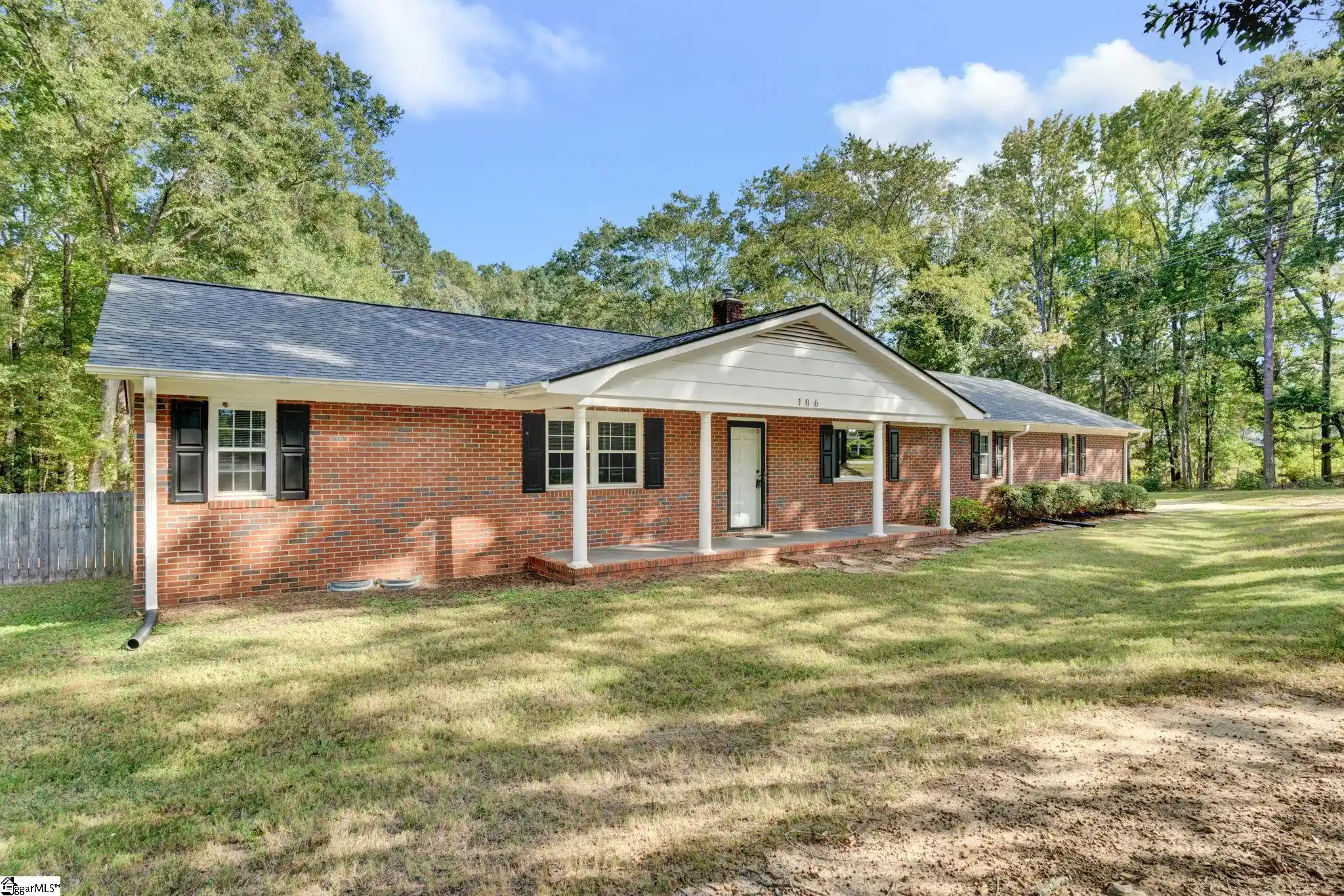 Photo 1 of Single family home for sale at 106 Forrest Dr, Fountain Inn, SC 29644 | MLS# 1606610 | Listing updated on 2026-10-20