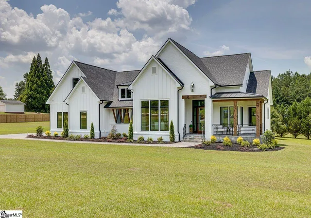 Homes for sale in Travelers Rest, SC | 3421 A Tigerville Rd, Travelers Rest, SC 29690 | MLS# 1596734