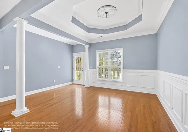 Photo 4 of Single family home for sale at 300 Gladstone Wy, Greer, SC 29650 | MLS# 1599941 | Listing updated on 2026-08-17